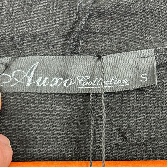 Auxo Collection Black Hoodie Long-Sleeved Dress w/Pockets Women's Small NWT - Picture 4 of 7